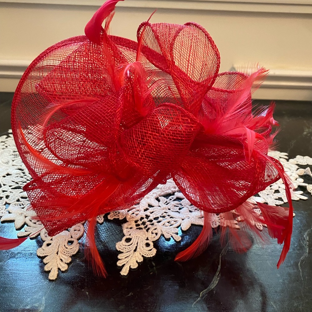 Fascinator hat - Picture 4 of 5